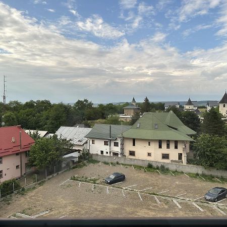 Apartament In Suceava, Zamca Apartment Ngoại thất bức ảnh