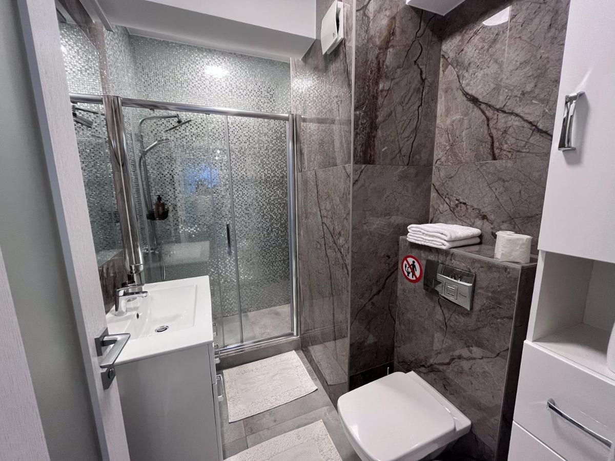Apartament In Suceava, Zamca Apartment Ngoại thất bức ảnh